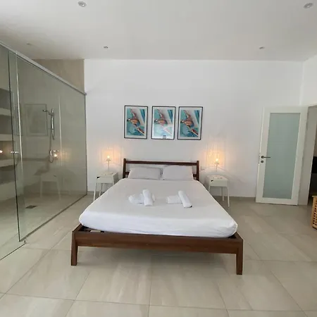 Apartment Central Sliema Apartment *