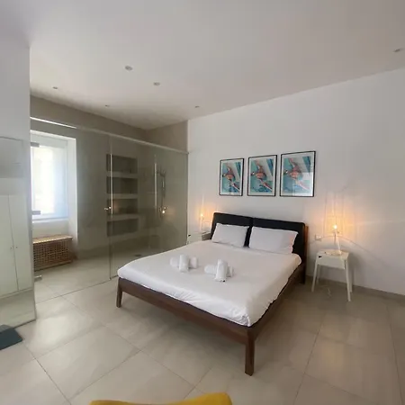 Central Sliema Apartment Apartment *